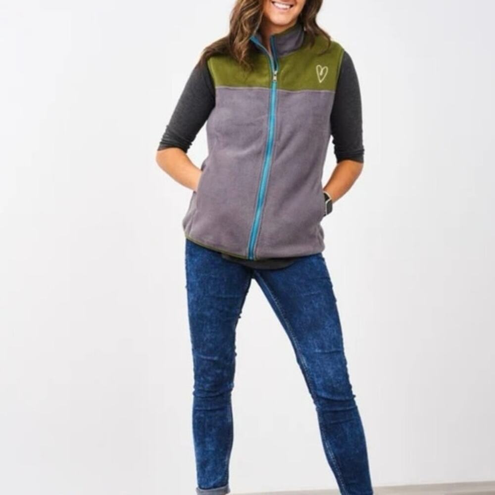 Latched Mama Gray Green Fleece Zip Front Vest 2X NWT